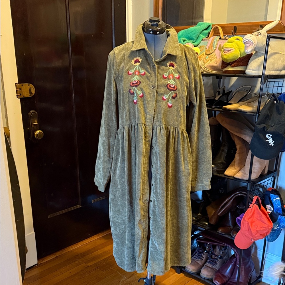 Embroidered Long Sleeve Dress